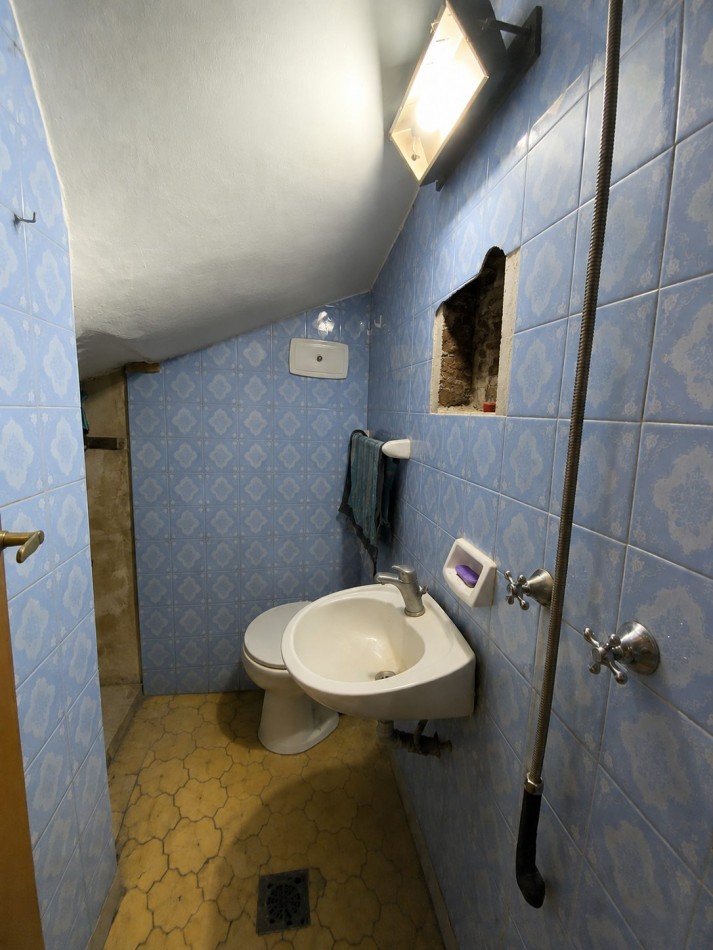 VENTA - CASA PH 4 AMBIENTES CON PATIO AL FRENTE - CASEROS NORTE - APTO CREDITO 