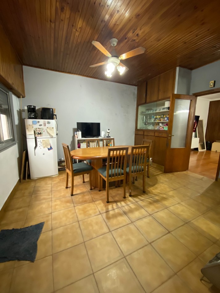 VENTA - CASA PH 4 AMBIENTES CON PATIO AL FRENTE - CASEROS NORTE - APTO CREDITO 
