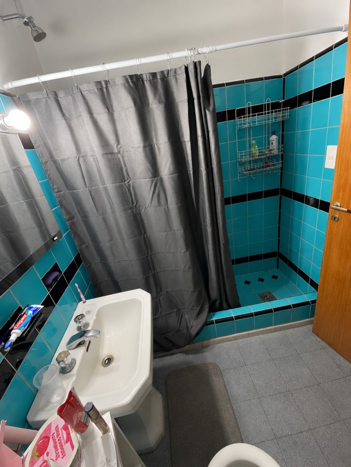 VENTA - CASA PH 4 AMBIENTES CON PATIO AL FRENTE - CASEROS NORTE - APTO CREDITO 