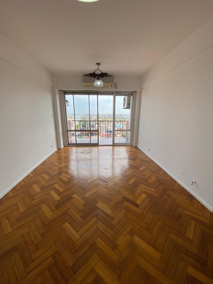 ALQUILER - DEPTO DOS AMBIENTES CON BALCON - DEVOTO 