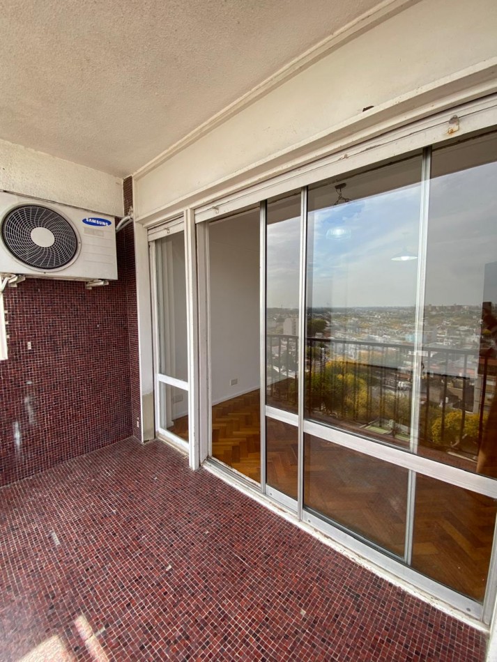 ALQUILER - DEPTO DOS AMBIENTES CON BALCON - DEVOTO 