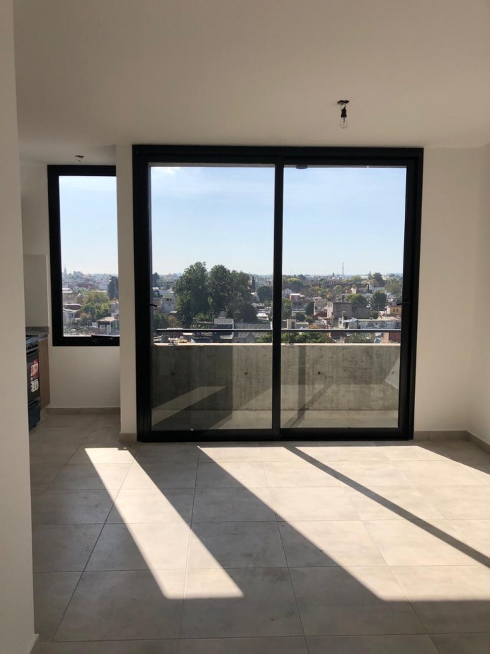 ALQUILER - 2 AMBIENTES - CON BALCON - MARTIN CORONADO