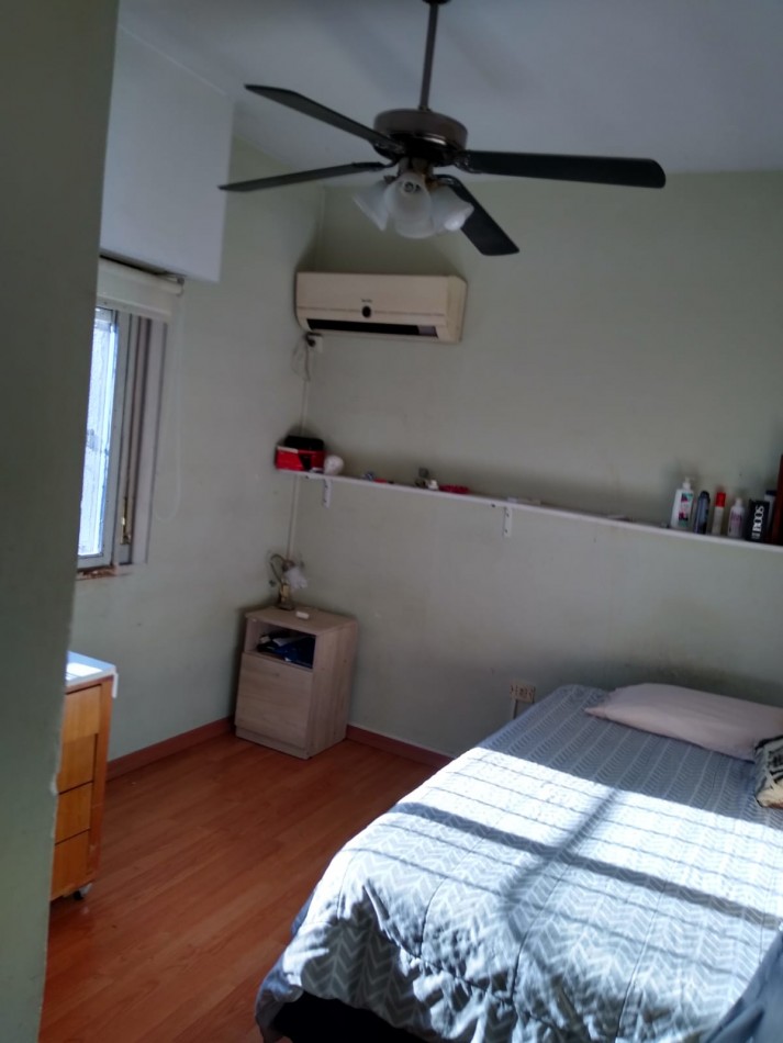  VENTA - CASA CUATRO AMBIENTES - SANTOS LUGARES -  TIPO DUPLEX