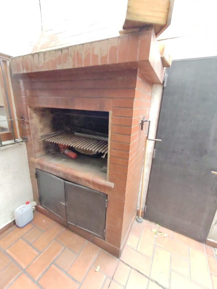 VENTA - PH 4 AMBIENTES - CON QUINCHO Y PARRILLA - CASEROS NORTE - OPORTUNIDAD