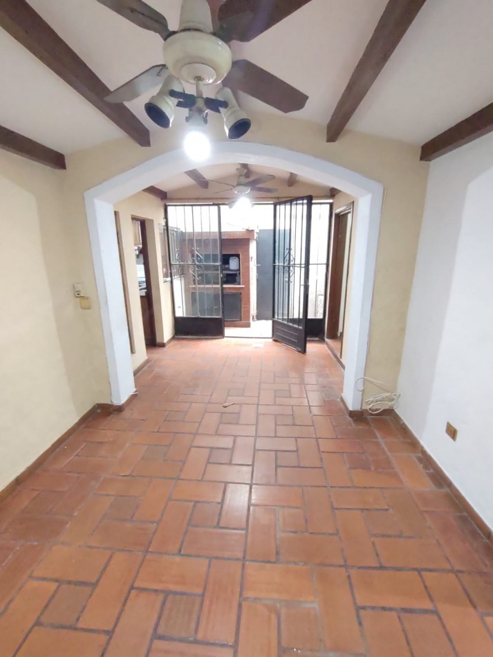 VENTA - PH 4 AMBIENTES - CON QUINCHO Y PARRILLA - CASEROS NORTE - OPORTUNIDAD