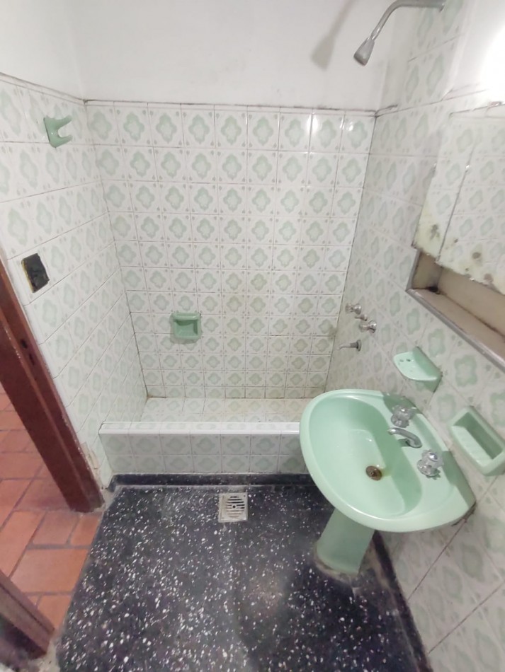 VENTA - PH 4 AMBIENTES - CON QUINCHO Y PARRILLA - CASEROS NORTE - OPORTUNIDAD