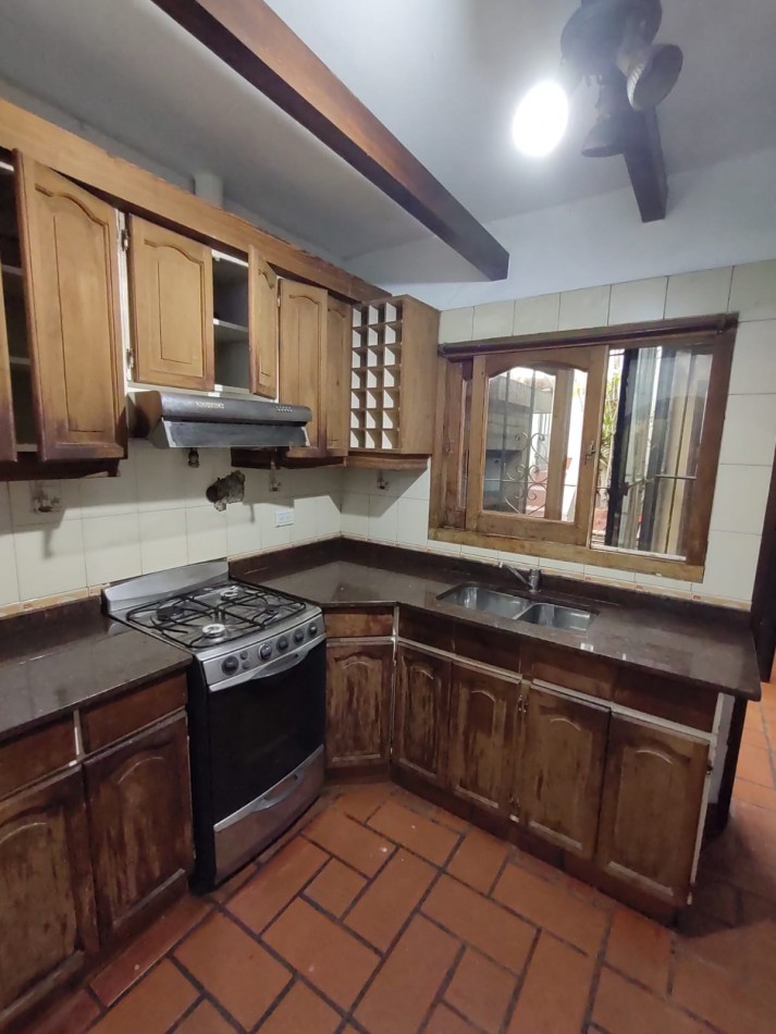 VENTA - PH 4 AMBIENTES - CON QUINCHO Y PARRILLA - CASEROS NORTE - OPORTUNIDAD