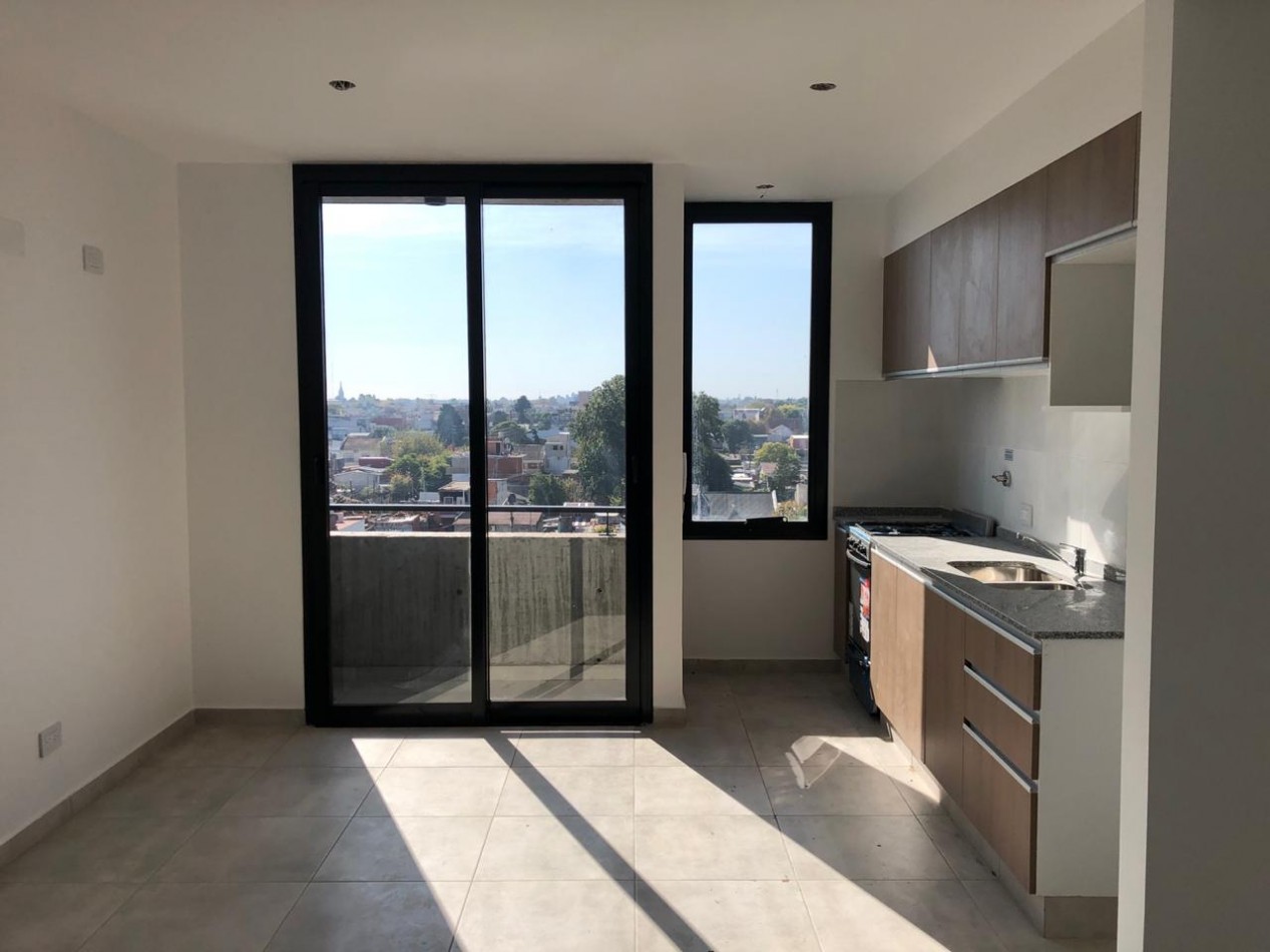ALQUILER - MONOAMBIENTE - MARTIN CORONADO - BALCON
