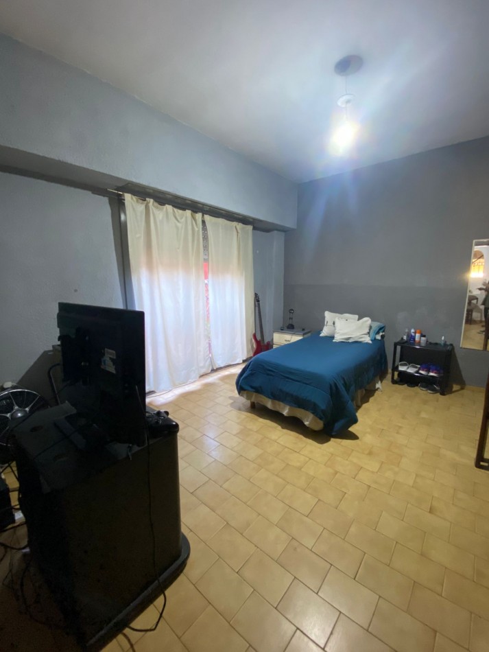 VENTA - GRAN CASA MULTIFAMILIAR EN DOS PLANTAS - APTO CREDITO