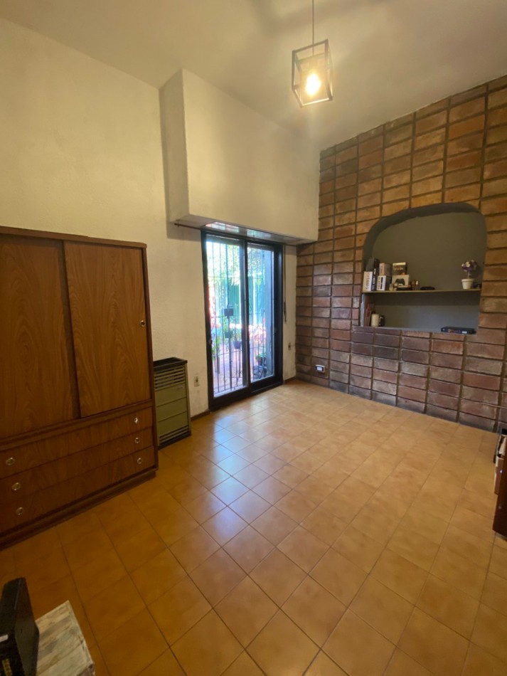 VENTA - GRAN CASA MULTIFAMILIAR EN DOS PLANTAS - APTO CREDITO