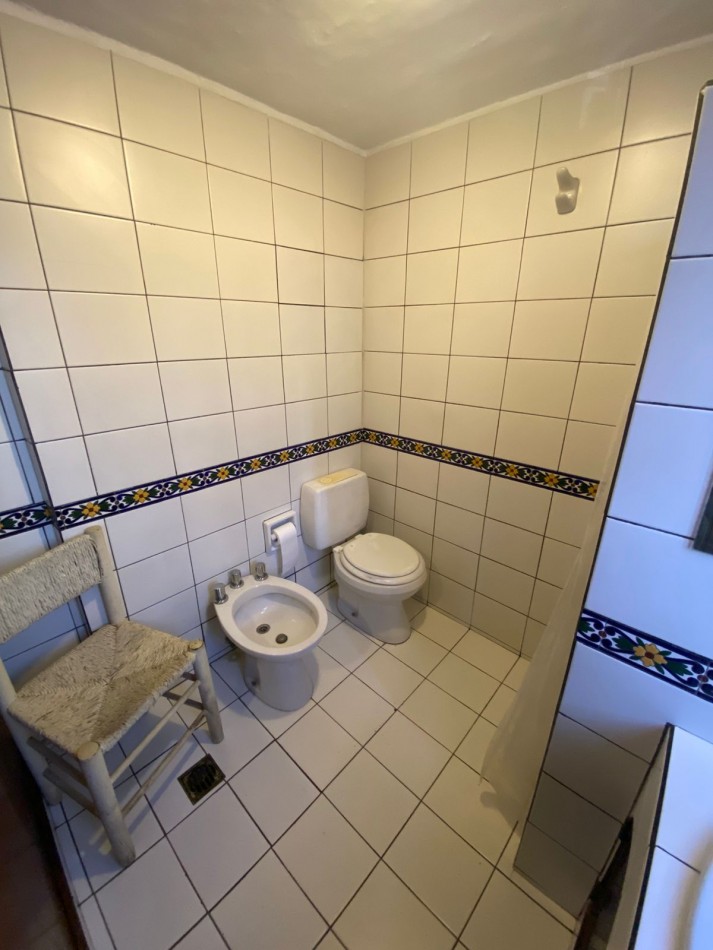 VENTA - GRAN CASA MULTIFAMILIAR EN DOS PLANTAS - APTO CREDITO