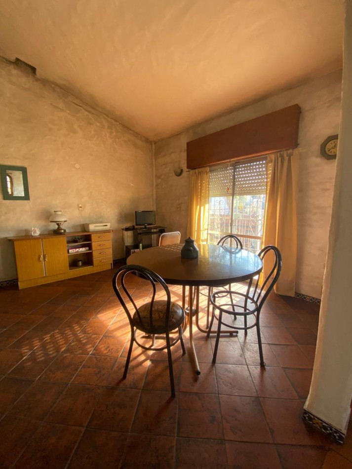 VENTA - GRAN CASA MULTIFAMILIAR EN DOS PLANTAS - APTO CREDITO