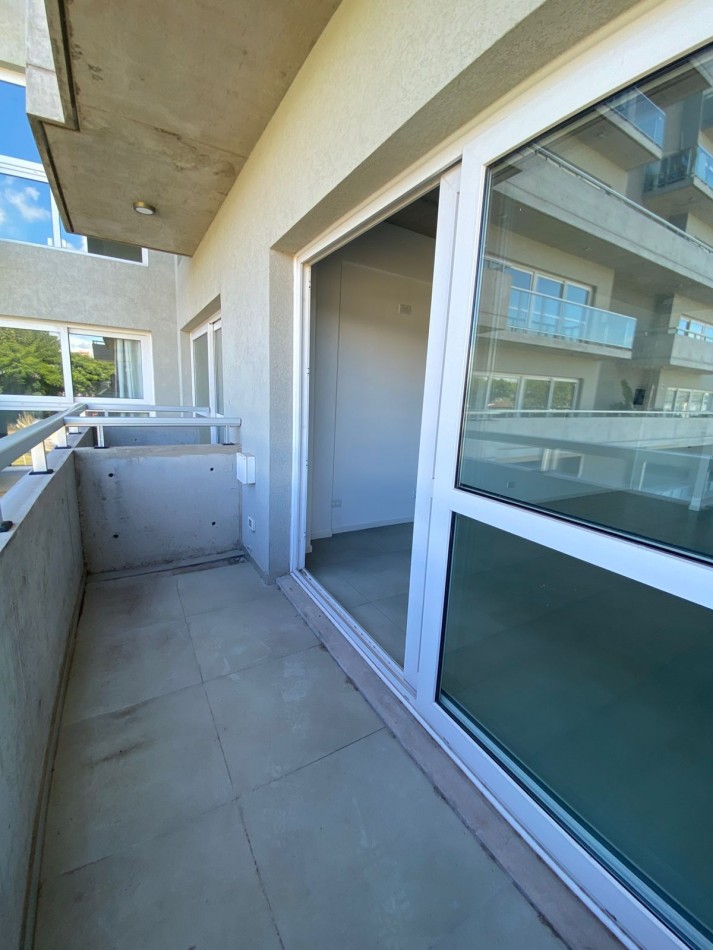 VENTA - VILLA MARTELLI - MONOAMBIENTE A ESTRENAR CON BALCON - COMPLEJO CAMPUS NORTE