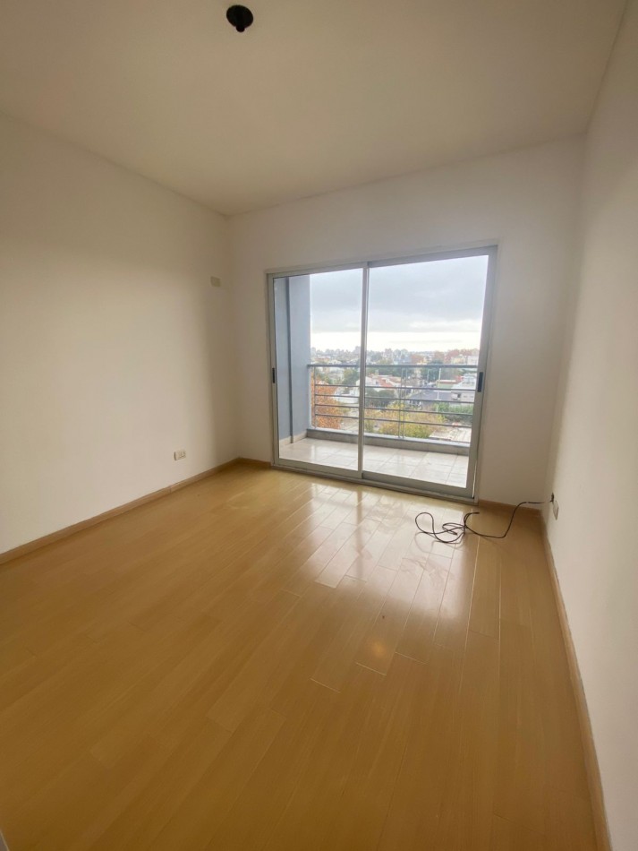 ALQUILER - SANTOS LUGARES - DEPARTAMENTO DOS AMBIENTES CON BALCON - PILETA - SUM