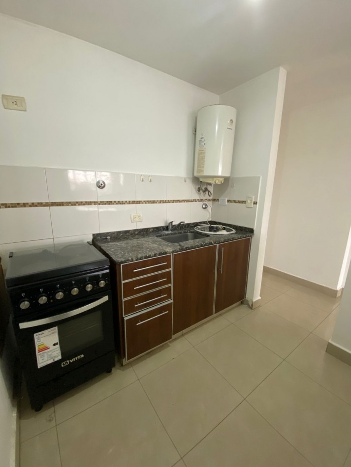 ALQUILER - SANTOS LUGARES - DEPARTAMENTO DOS AMBIENTES CON BALCON - PILETA - SUM