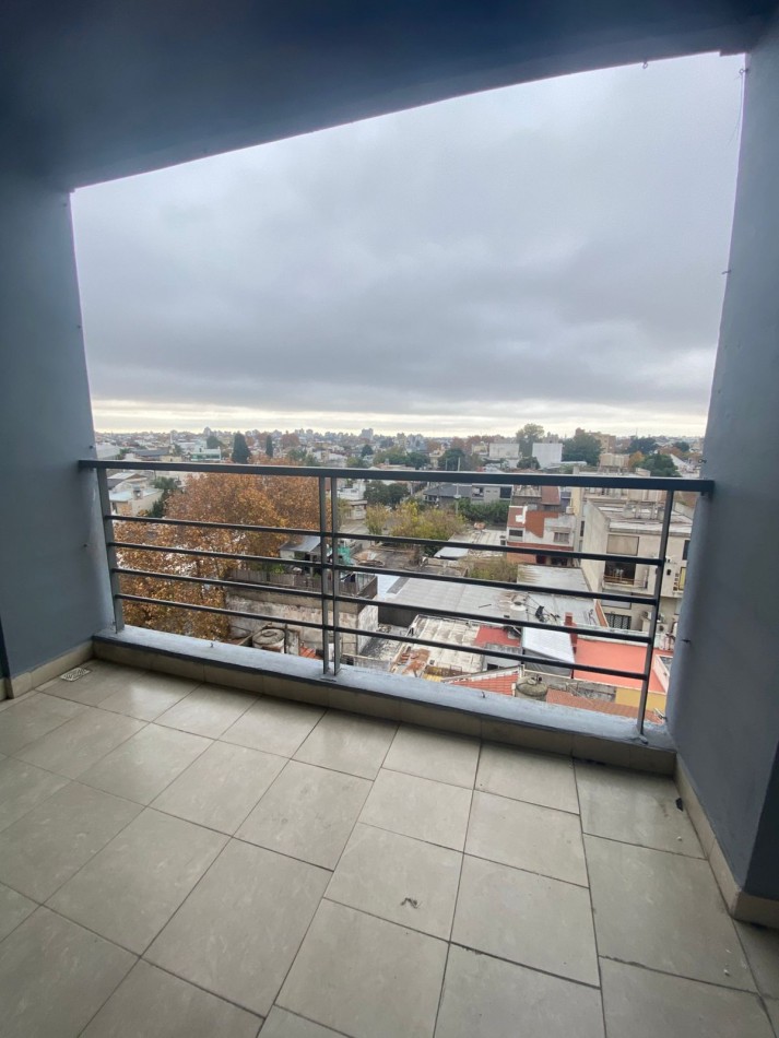 ALQUILER - SANTOS LUGARES - DEPARTAMENTO DOS AMBIENTES CON BALCON - PILETA - SUM