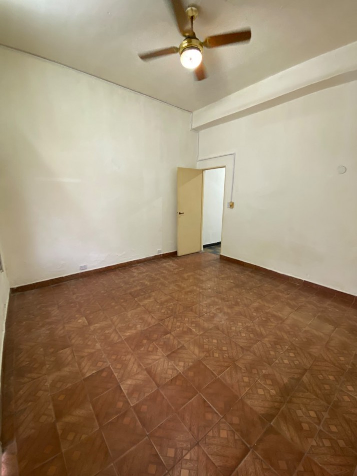 ALQUILER - DEPTO TIPO DOS AMBIENTES - SAN MARTIN - SIN EXPENSAS 