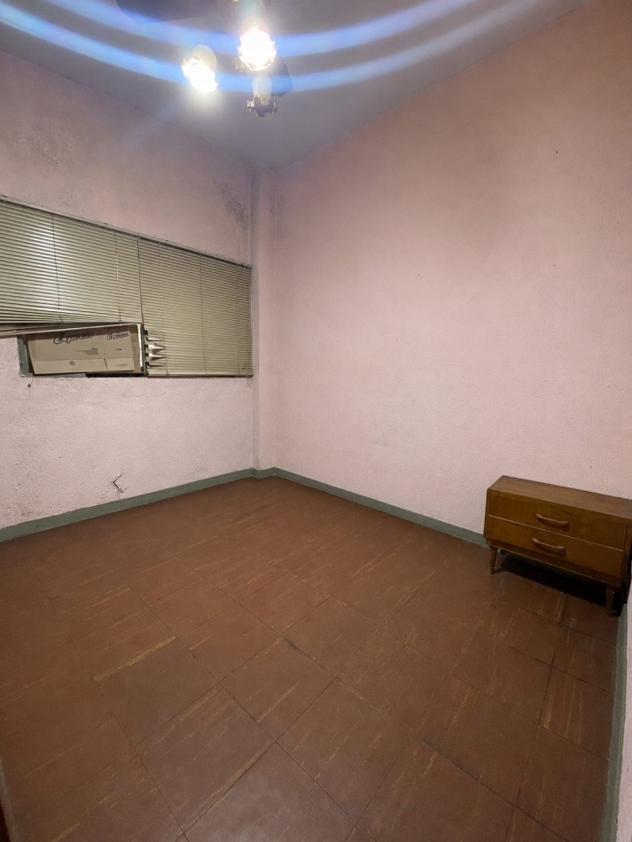 VENTA - CASEROS NORTE - PH 3 AMBIENTES - PATIO Y TERRAZA 