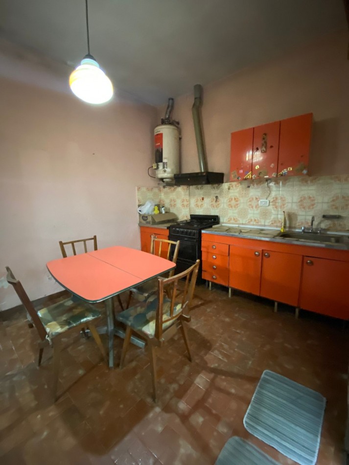 VENTA - CASEROS NORTE - PH 3 AMBIENTES - PATIO Y TERRAZA 