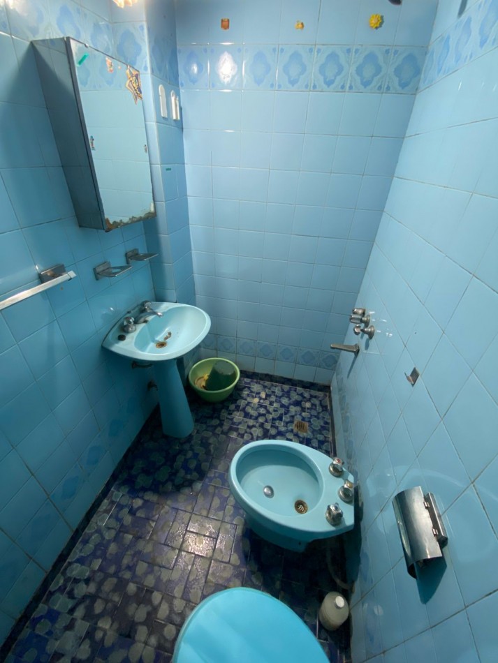 VENTA - CASEROS NORTE - PH 3 AMBIENTES - PATIO Y TERRAZA 