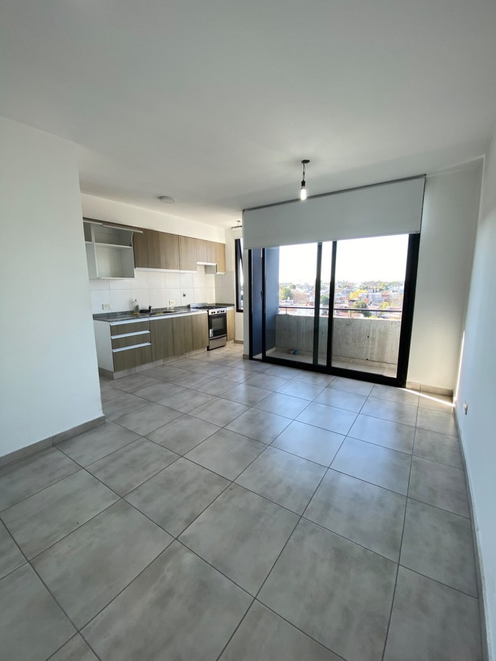 ALQUILER - DEPARTAMENTO - DOS AMBIENTES CON BALCON - MARTIN CORONADO 