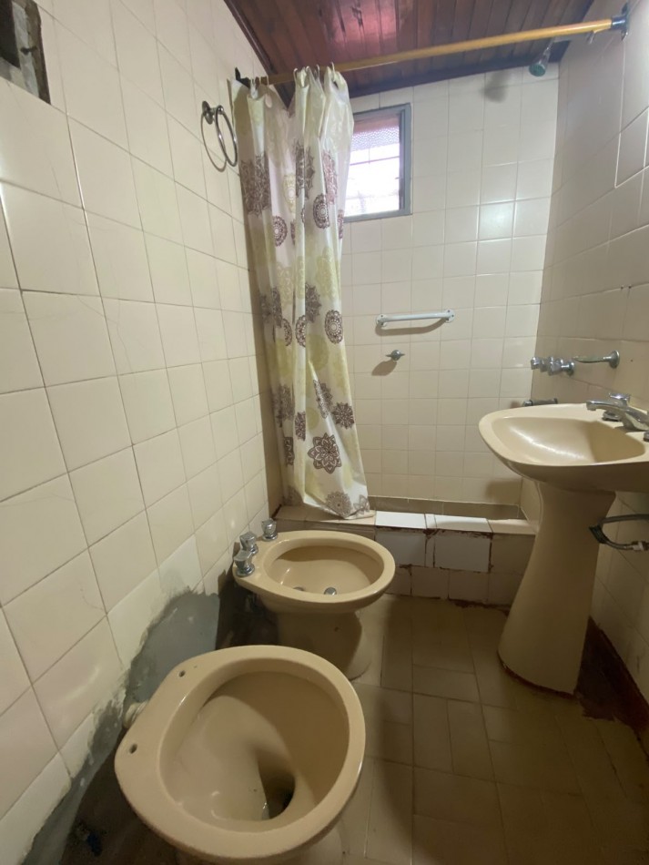 VENTA - DEPTO PH DOS AMBIENTES - SAN ANDRES - PRIMER PISO POR ESCALERA - IDEAL INVERSION - 