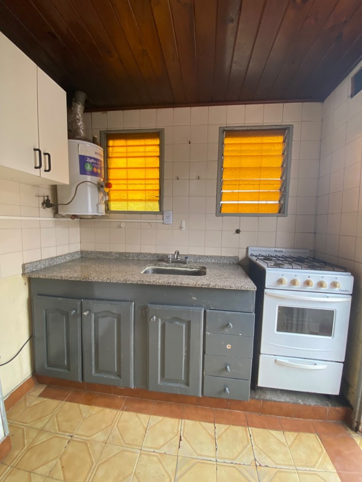 VENTA - DEPTO PH DOS AMBIENTES - SAN ANDRES - PRIMER PISO POR ESCALERA - IDEAL INVERSION - 