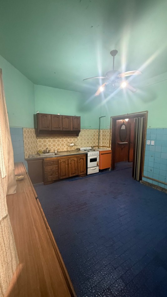 VENTA - CASA TIPO PH - 3 AMBIENTES - PATIO - QUINCHO - TERRAZA CON PARRILLA - APTO CREDITO