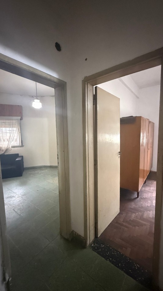 VENTA - CASA TIPO PH - 3 AMBIENTES - PATIO - QUINCHO - TERRAZA CON PARRILLA - APTO CREDITO