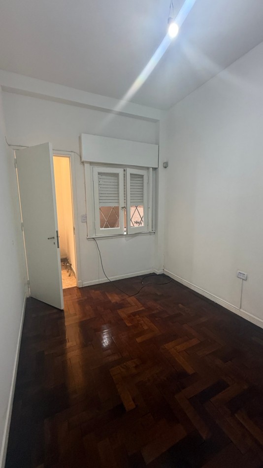 ALQUILER CASA 3 AMBIENTES CON TERRAZA Y QUINCHO - CASEROS NORTE