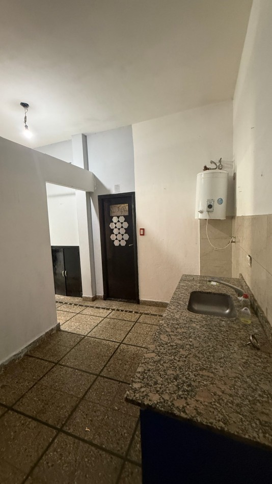 ALQUILER - DEPARTAMENTO TIPO MONOAMBIENTE DIVIDIDO