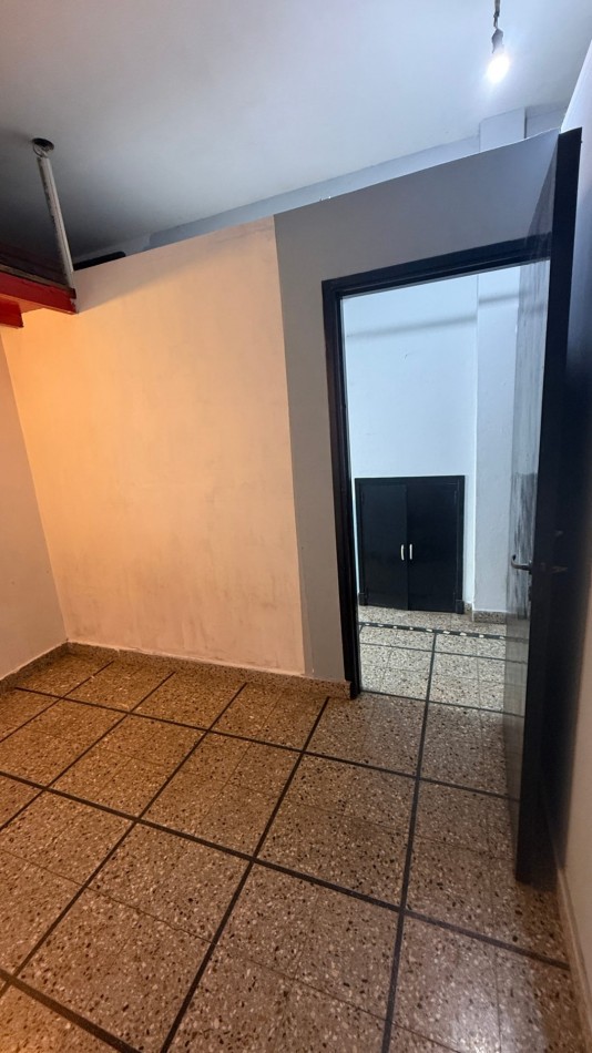 ALQUILER - DEPARTAMENTO TIPO MONOAMBIENTE DIVIDIDO