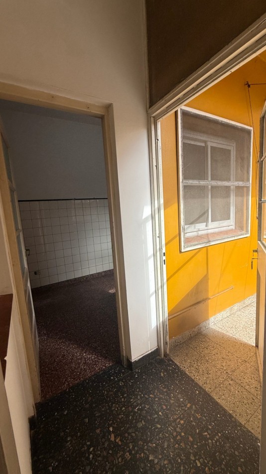 ALQUILER PH 3 AMBIENTES EN PLANTA BAJA - ENTRADA COMPARTIDA