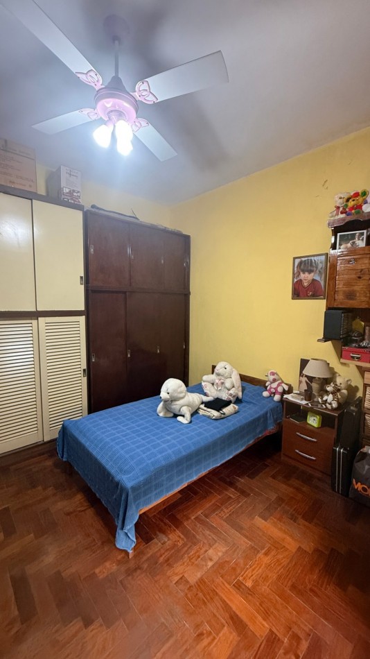 VENTA- PH 4 AMBIENTES AL FRENTE CON GARAGE, PATIO Y TERRAZA
