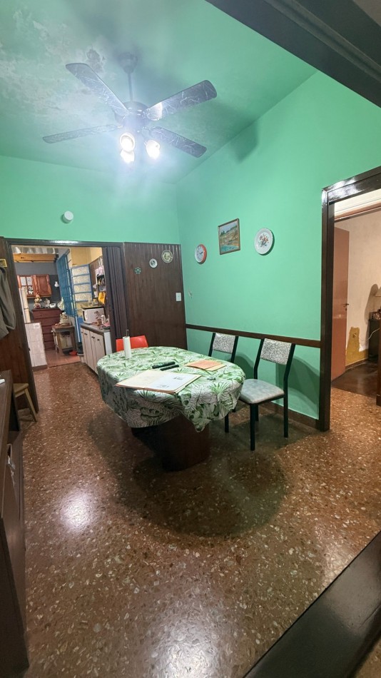 VENTA- PH 4 AMBIENTES AL FRENTE CON GARAGE, PATIO Y TERRAZA
