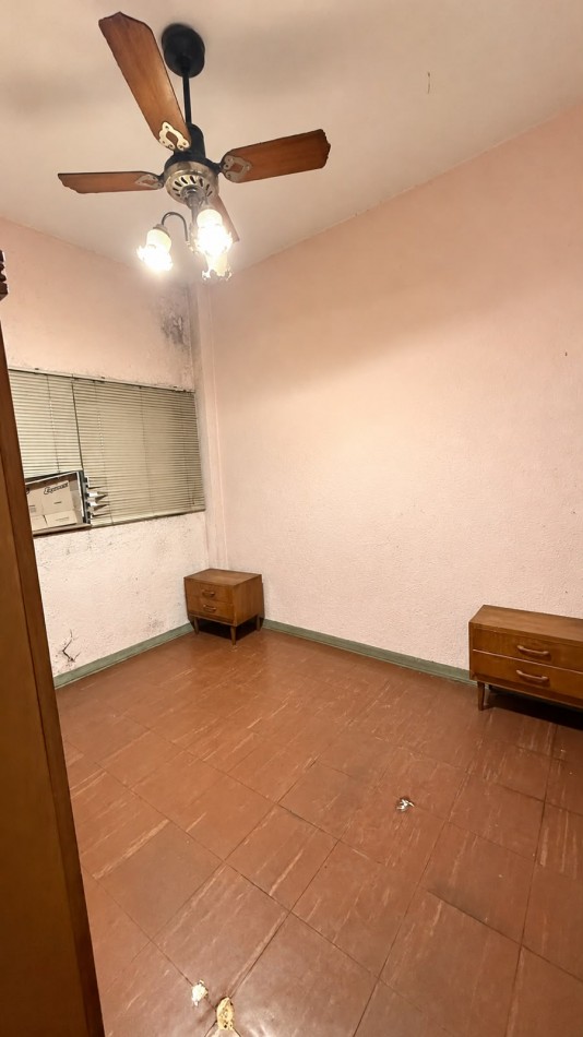 VENTA - CASEROS NORTE - PH 3 AMBIENTES - PATIO Y TERRAZA 