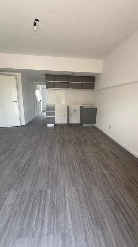 ALQUILER - DEPARTAMENTO 2 AMBIENTES A ESTRENAR CON DOBLE BALCON