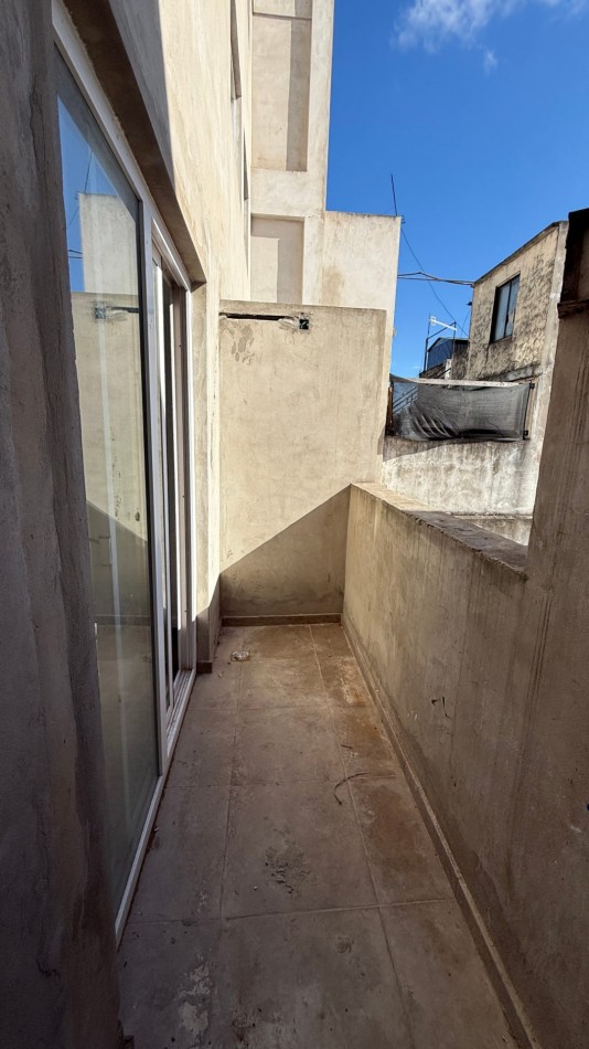ALQUILER - DEPARTAMENTO 2 AMBIENTES A ESTRENAR CON DOBLE BALCON