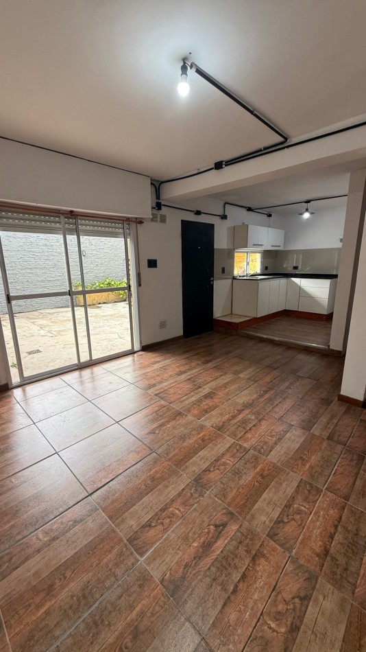 ALQUILER PH 2 AMBIENTES - SPANDONARI 3966