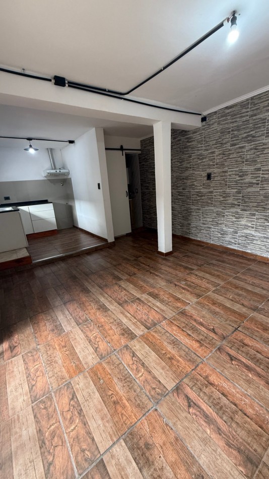 ALQUILER PH 2 AMBIENTES - SPANDONARI 3966
