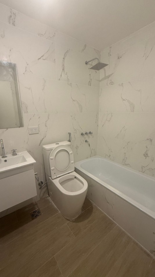 ALQUILER · DEPARTAMENTO DE 2 AMBIENTES APTO PROFESIONAL - CASEROS 3 DE FEBRERO