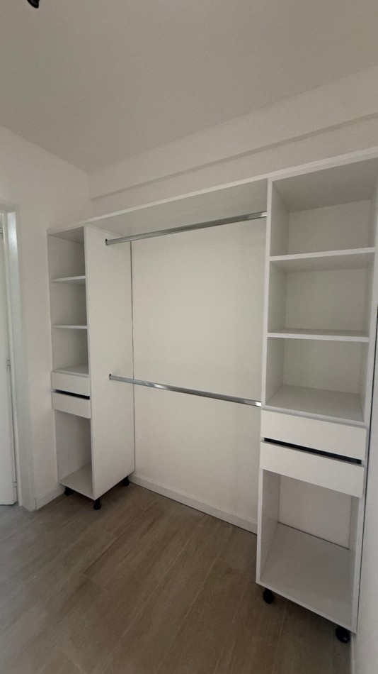 ALQUILER · DEPARTAMENTO DE 2 AMBIENTES - APTO PROFESIONAL - CASEROS NORTE 
