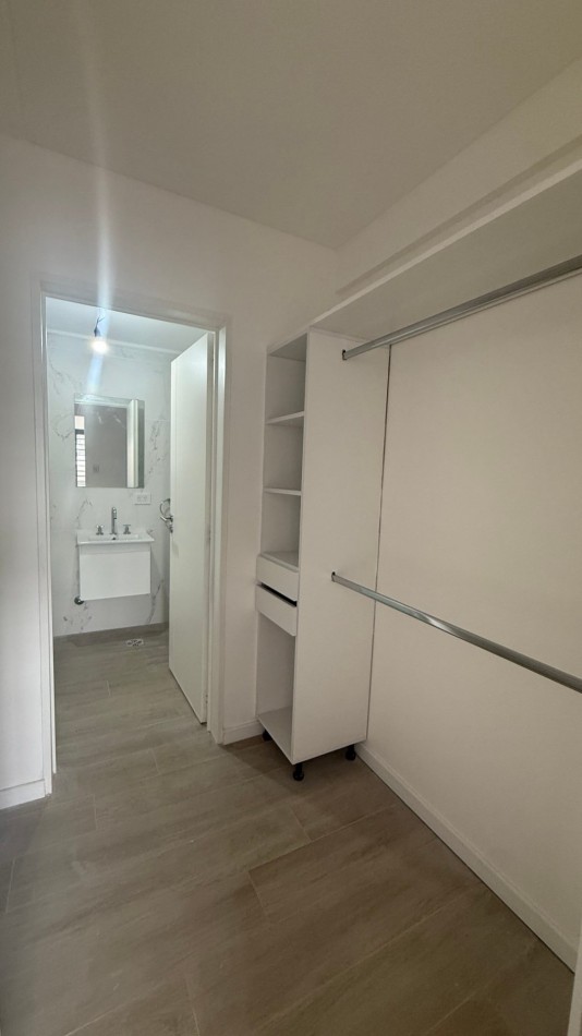 ALQUILER · DEPARTAMENTO DE 2 AMBIENTES - APTO PROFESIONAL - CASEROS NORTE 