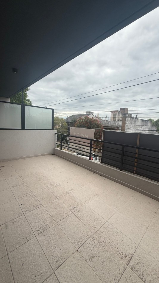 ALQUILER · DEPARTAMENTO DE 2 AMBIENTES - APTO PROFESIONAL - CASEROS NORTE 