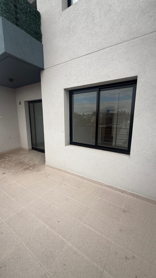 ALQUILER · DEPARTAMENTO DE 2 AMBIENTES - APTO PROFESIONAL - CASEROS NORTE 