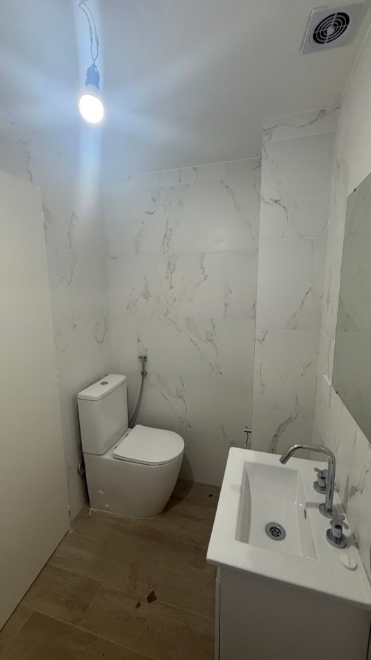 ALQUILER · DEPARTAMENTO DE 2 AMBIENTES - APTO PROFESIONAL - CASEROS NORTE 