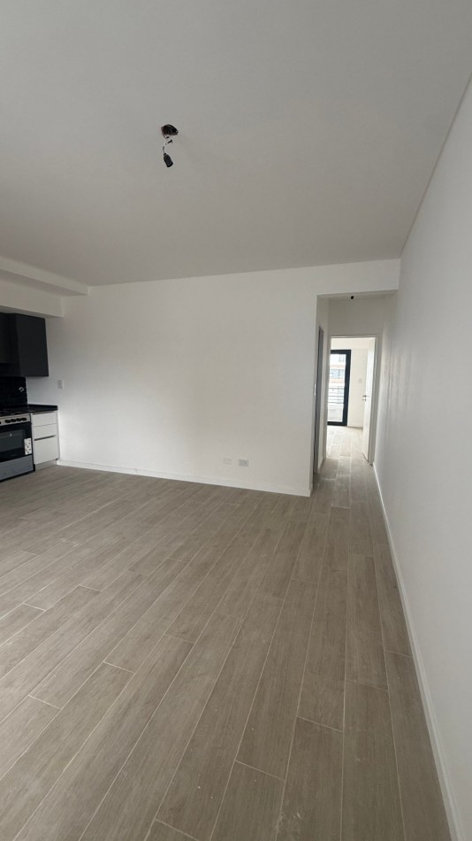 ALQUILER · DEPARTAMENTO DE 2 AMBIENTES* - APTO PROFESIONAL - A ESTRENAR . CASEROS NORTE