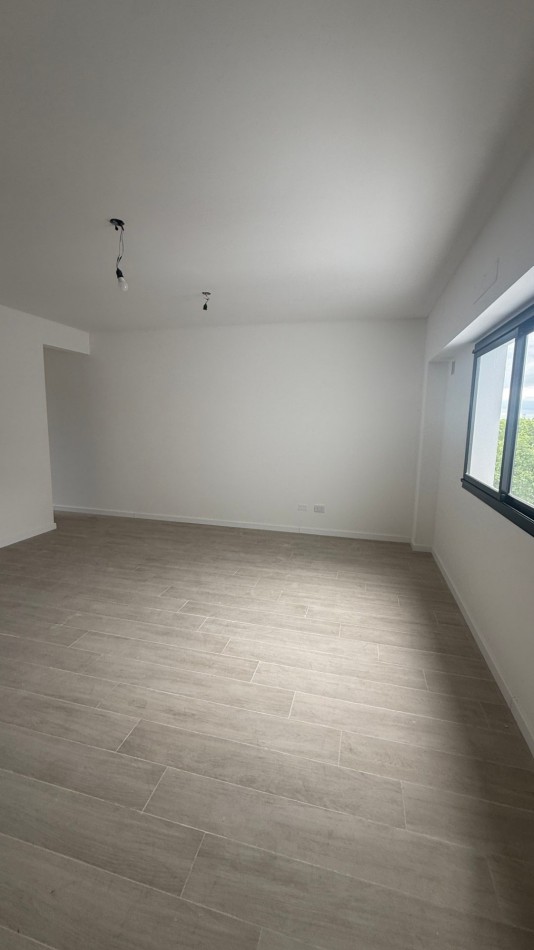 ALQUILER · DEPARTAMENTO DE 2 AMBIENTES* - APTO PROFESIONAL - A ESTRENAR . CASEROS NORTE