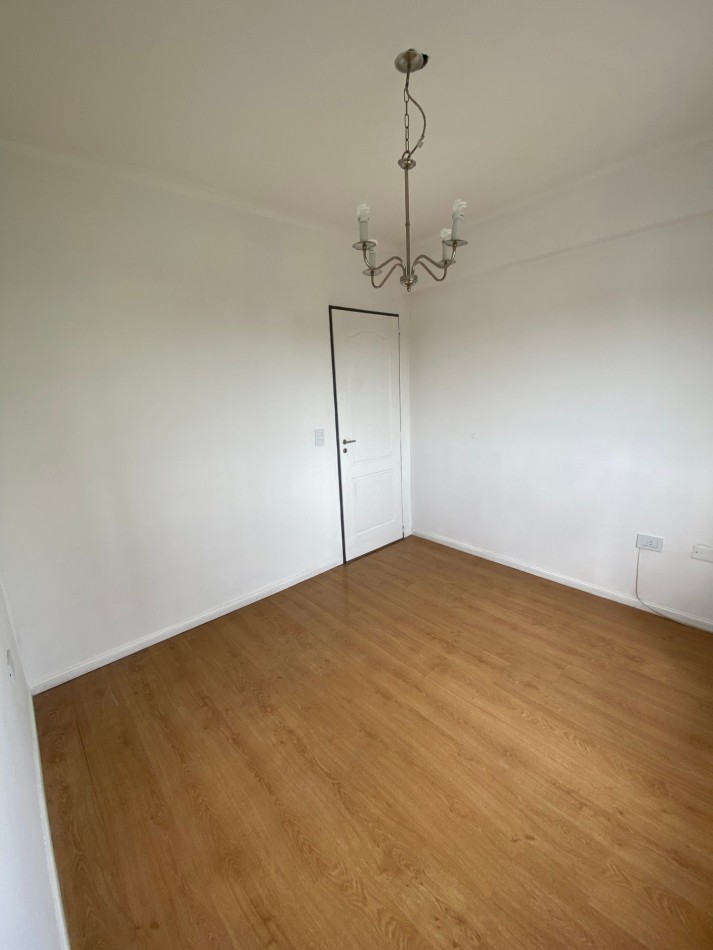 ALQUILER - DEPARTAMENTO 2 AMBIENTES - CASEROS CENTRO