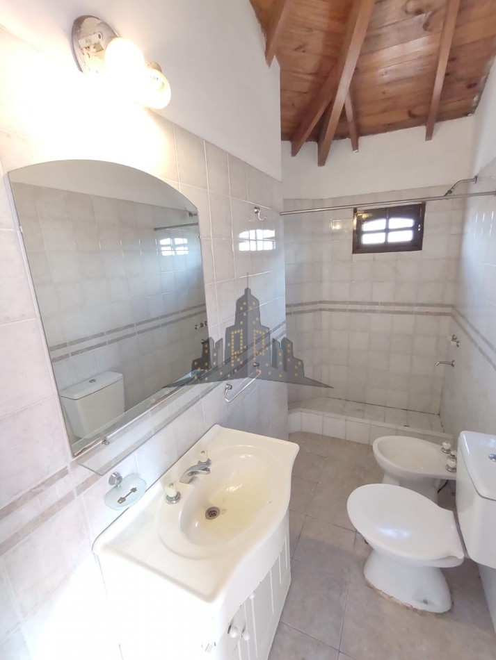 ALQUILER - PH 3 AMBIENTES - CASEROS NORTE -